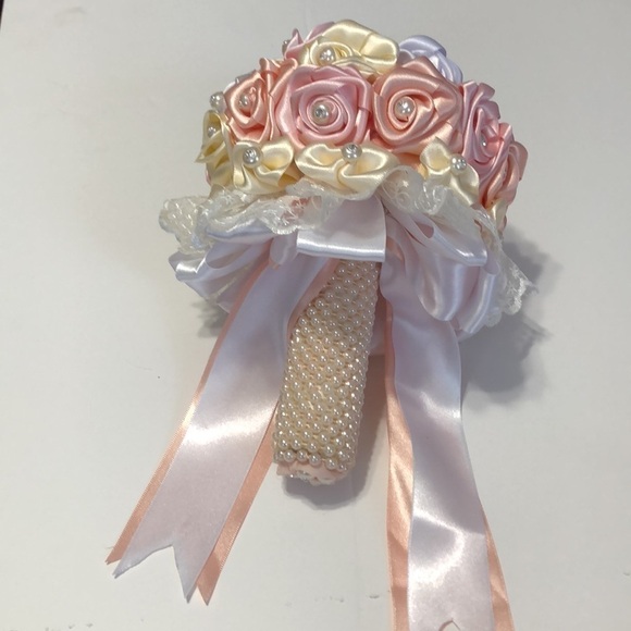 Bridal Bouquet - Picture 3 of 9